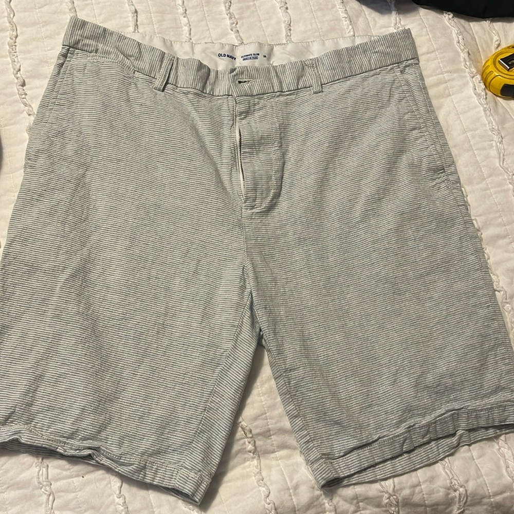 Old navy ultimate slim built in flex men's shorts